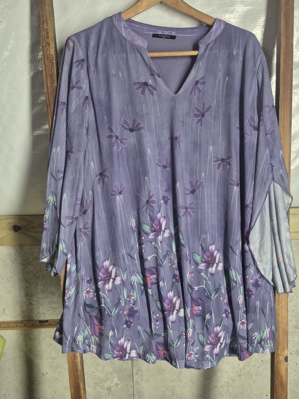 Purple Floral V‑Neck Women's Tunic Top